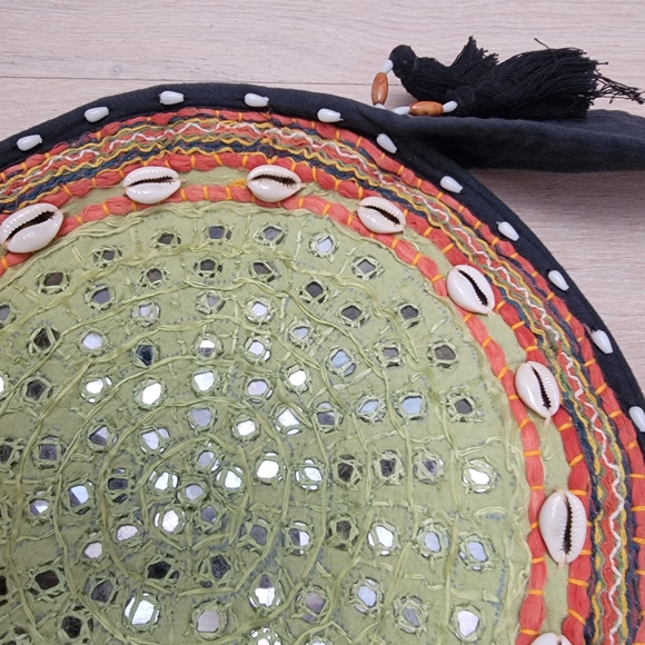 Bohemian Embroidered Crossbody Bag - Black and Green - Picture 7 of 13